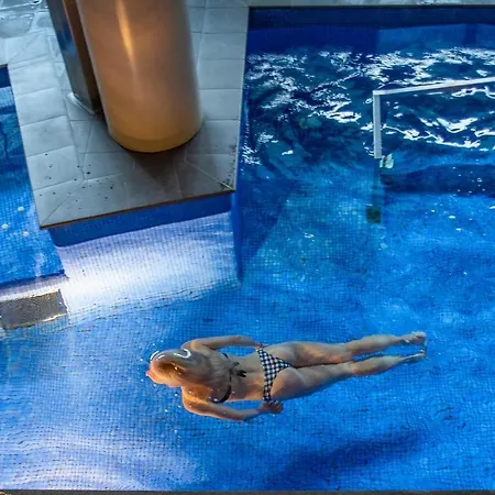 Sant Jordi Boutique Calella