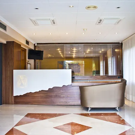 Sant Jordi Boutique Calella