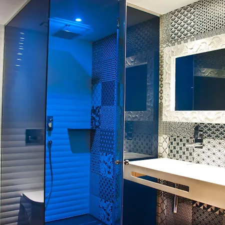 Sant Jordi Boutique Calella